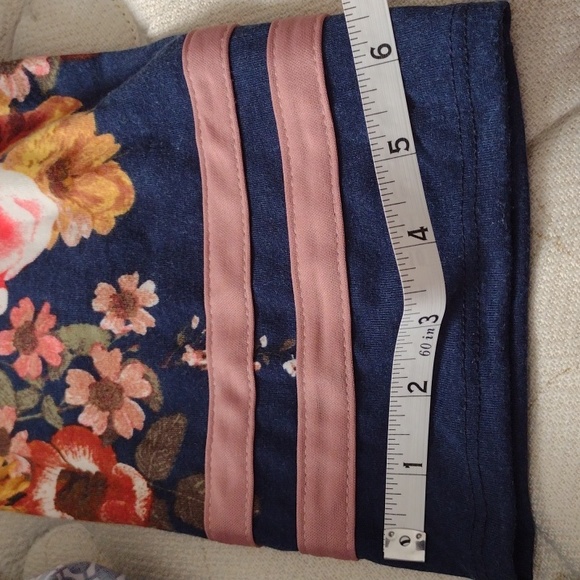 Floral Dress Size Large Great condition - Picture 11 of 16